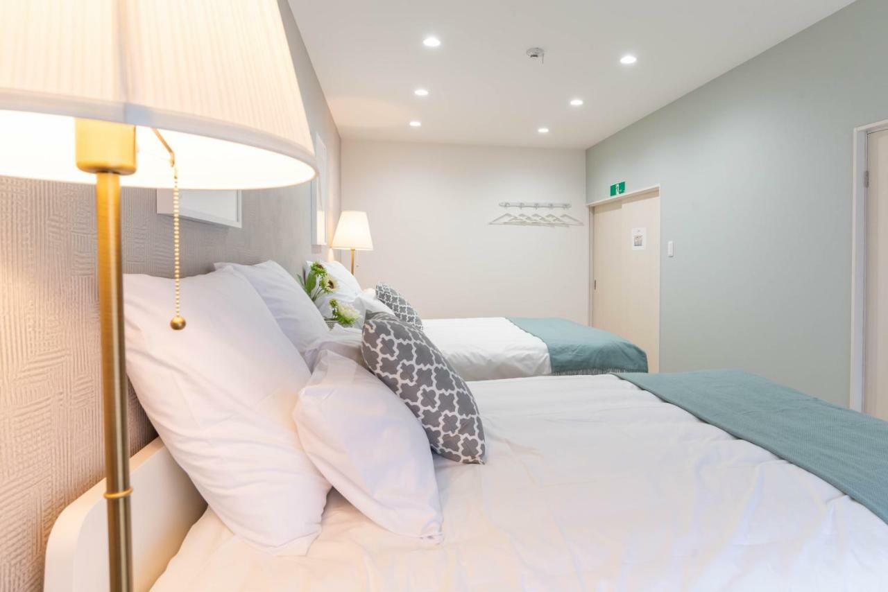 Bijou Suites Cyan Осака Экстерьер фото